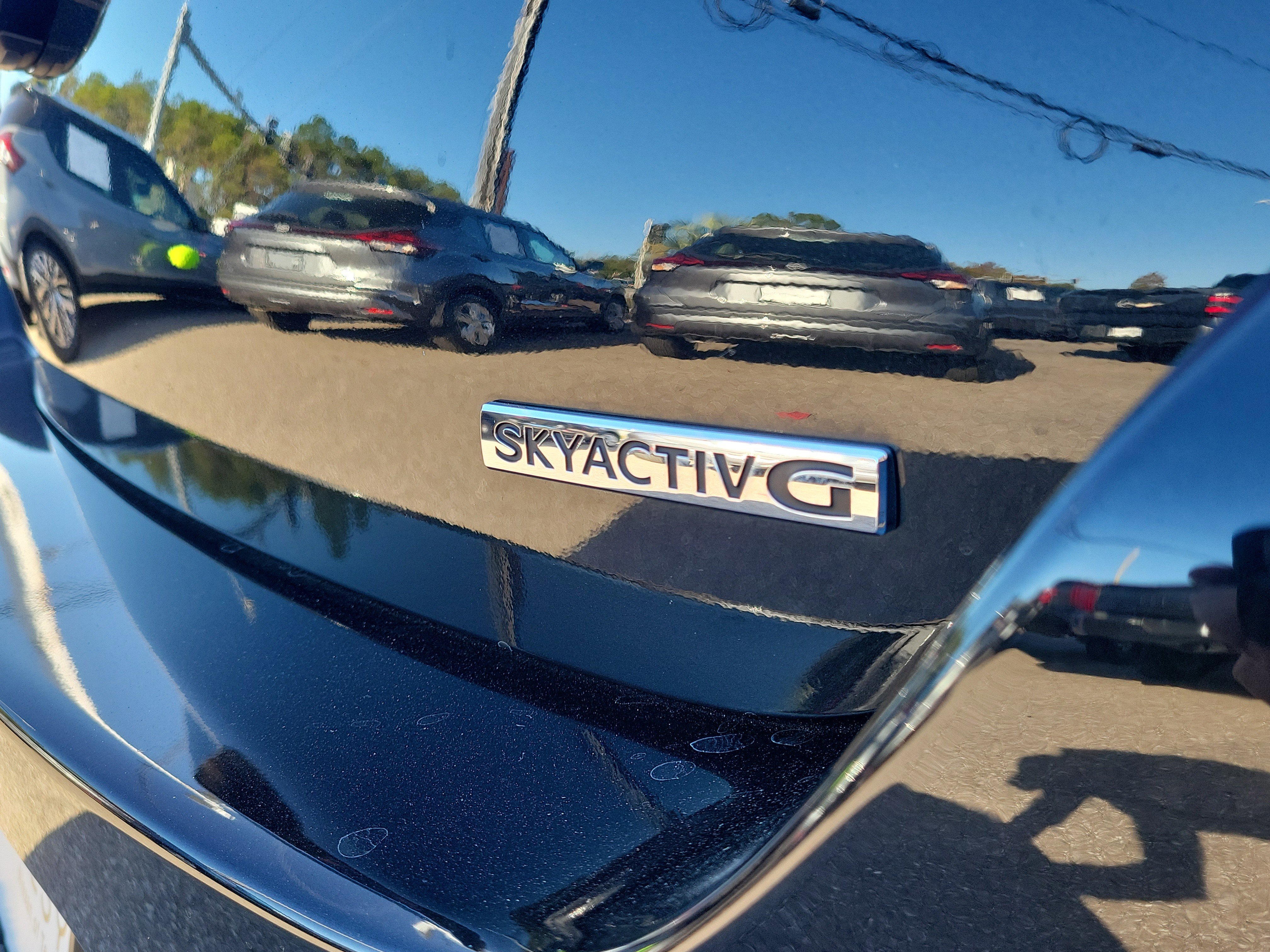 Used 2022 MAZDA MAZDA3 s image 25