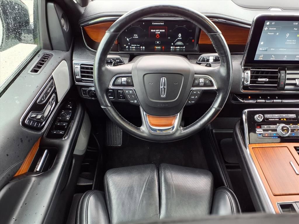 Used 2019 Lincoln Navigator Reserve AWD/4WD image 15