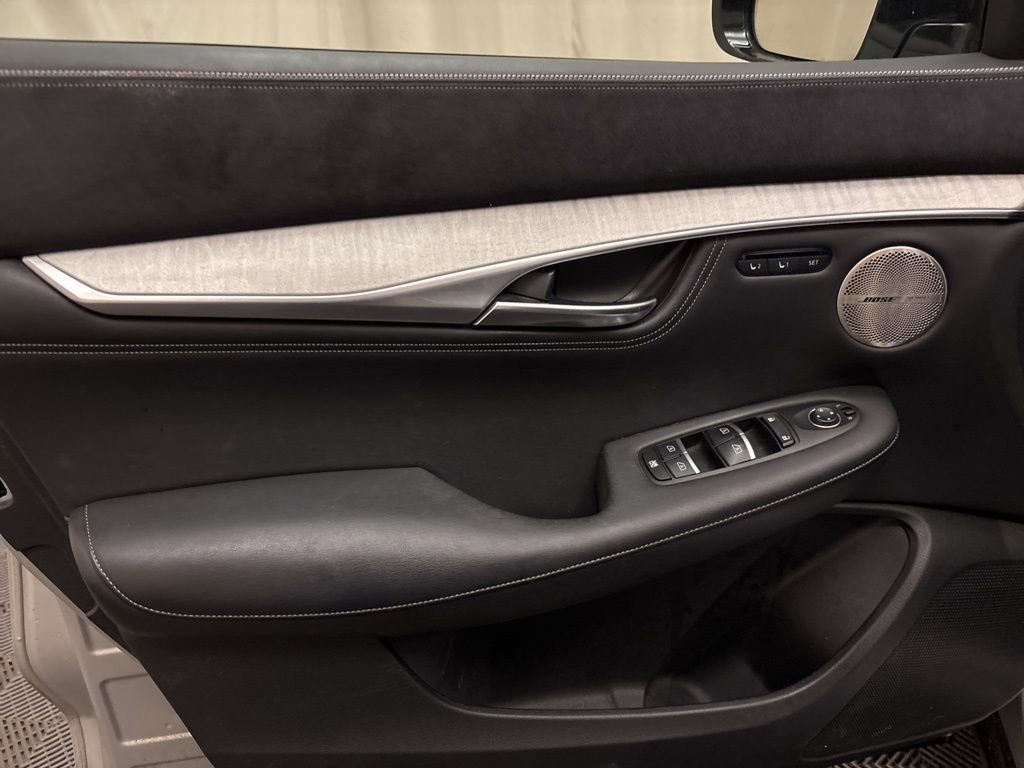 Used 2019 INFINITI QX50 Essential w/ Sensory Package image 10