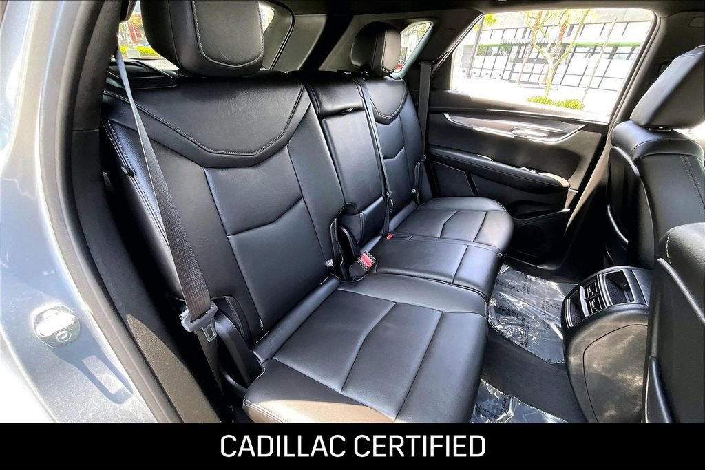 Used 2024 Cadillac XT5 Luxury w/ LPO, Floor Liner Package AWD/4WD image 18