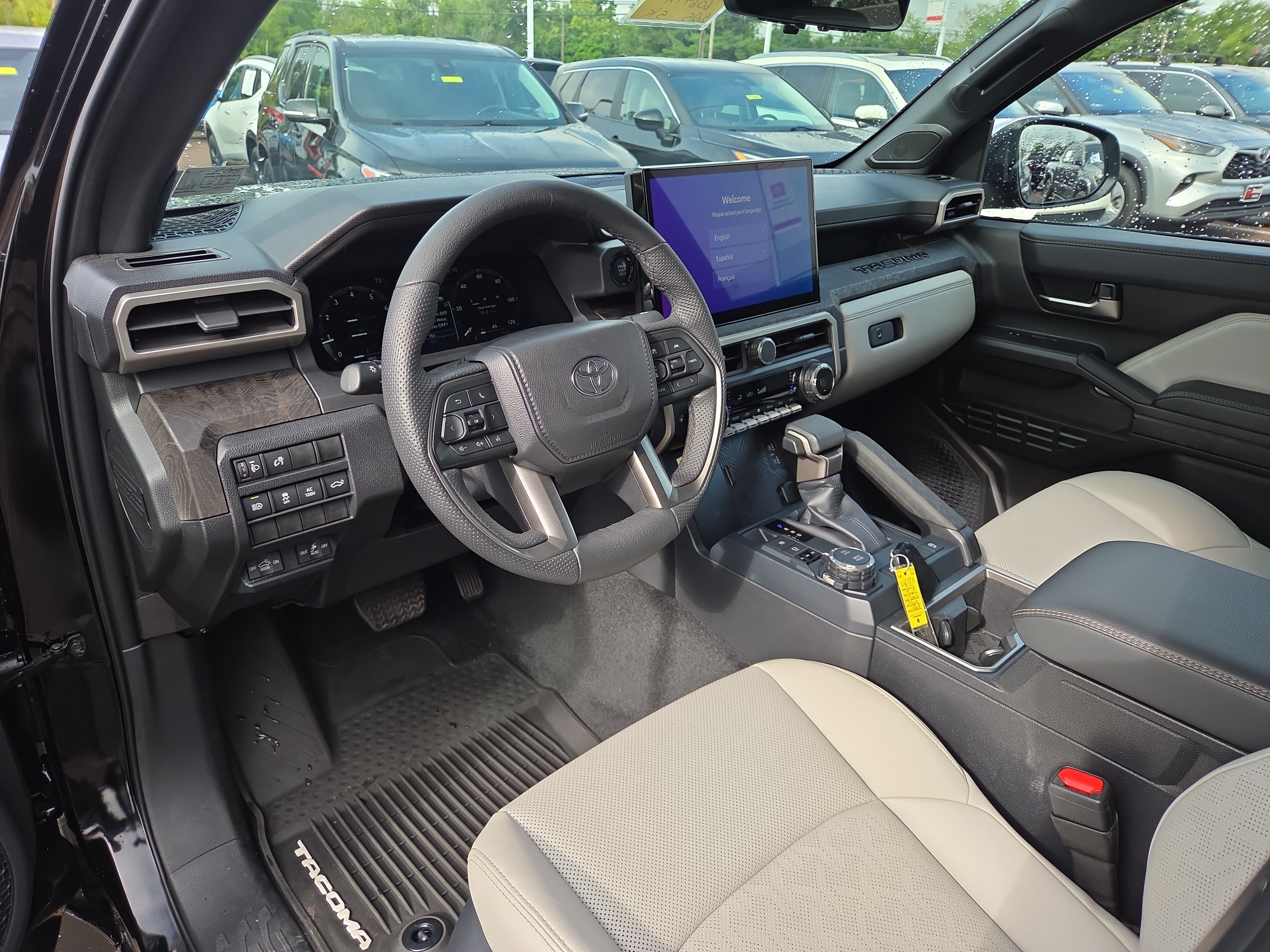 Certified 2025 Toyota Tacoma Limited AWD/4WD image 15