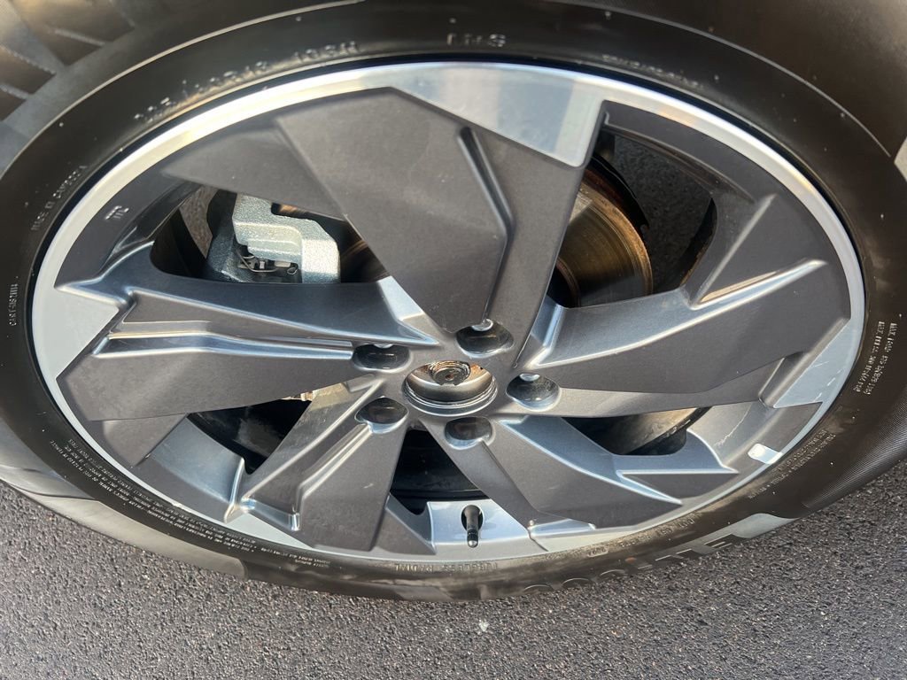 Certified 2024 Nissan Rogue SV image 45