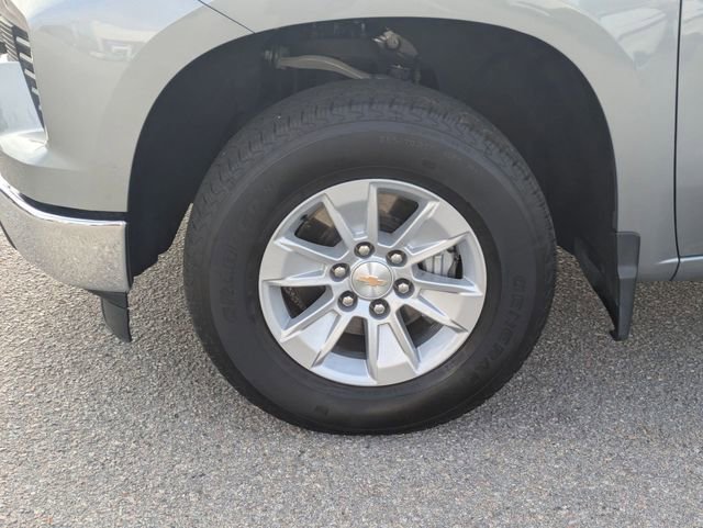 Used 2025 Chevrolet Silverado 1500 LT image 10