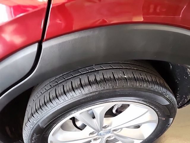 Used 2023 Buick Encore GX Preferred w/ Cold Weather Comfort Package FWD image 10