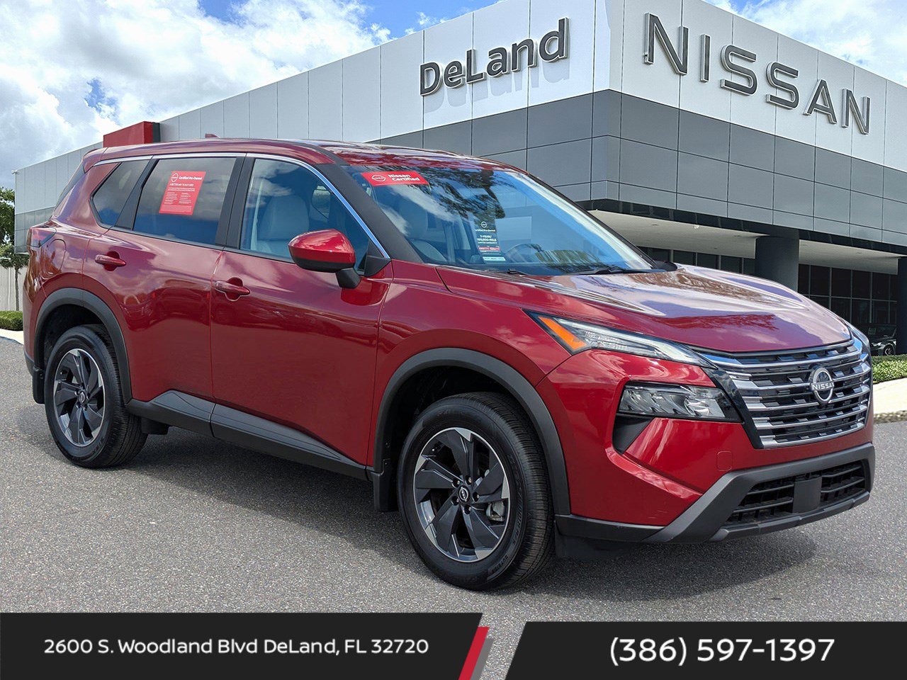 Certified 2025 Nissan Rogue SV image 1