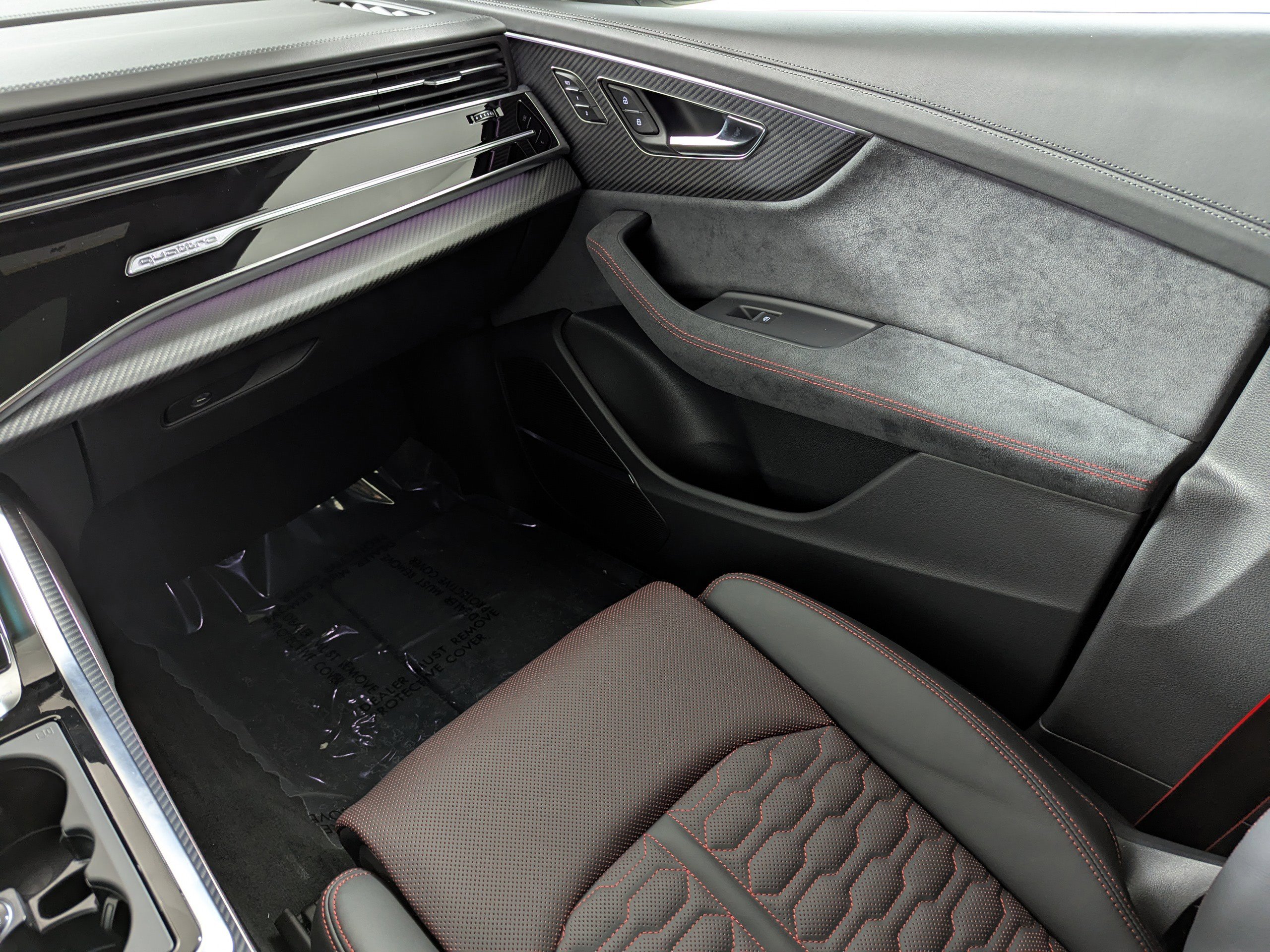 New 2026 Audi RS Q8 performance image 11