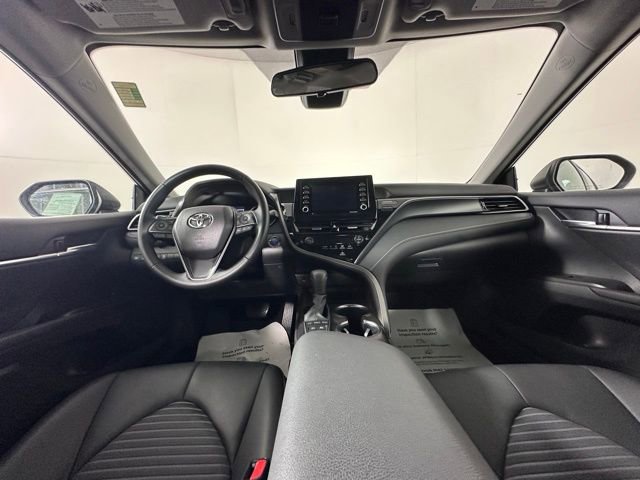 Used 2024 Toyota Camry SE image 12