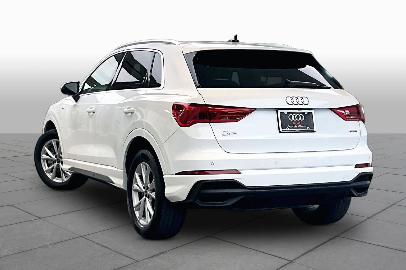 Used 2023 Audi Q3 2.0T Premium w/ Convenience Package AWD/4WD image 11
