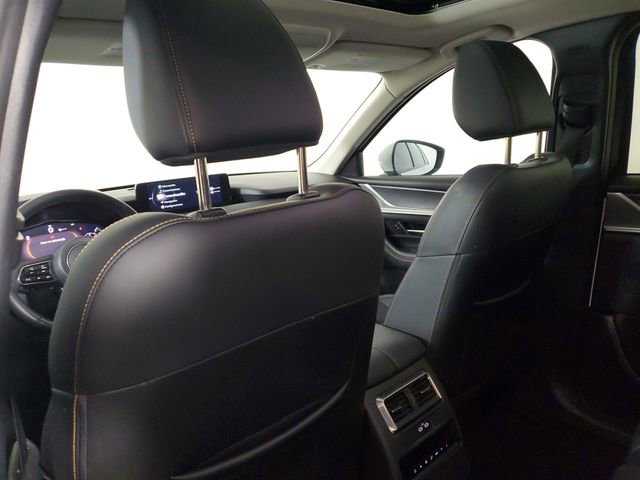 Certified 2024 MAZDA CX-90 Plug-In Hybrid w/ Preferred AWD/4WD image 15