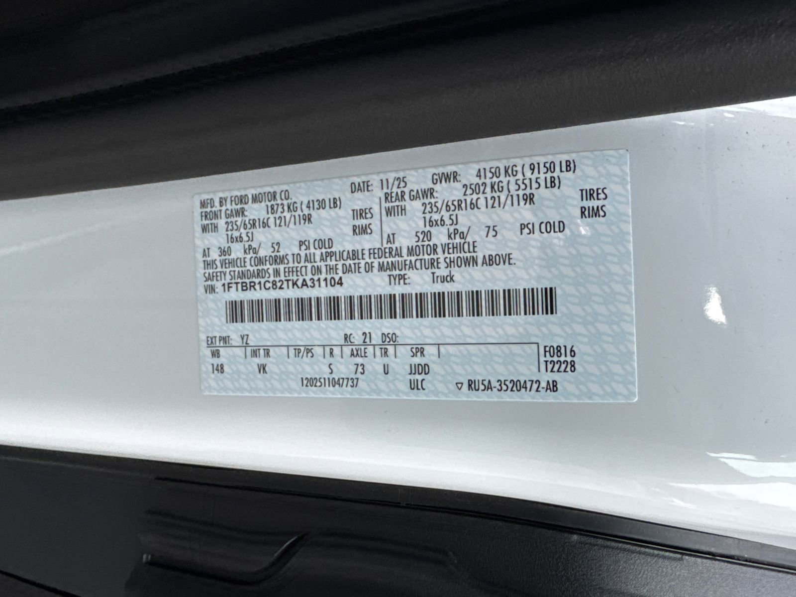 New 2026 Ford Transit 250 148 Medium Roof w/ Load Area Protection Package RWD image 27
