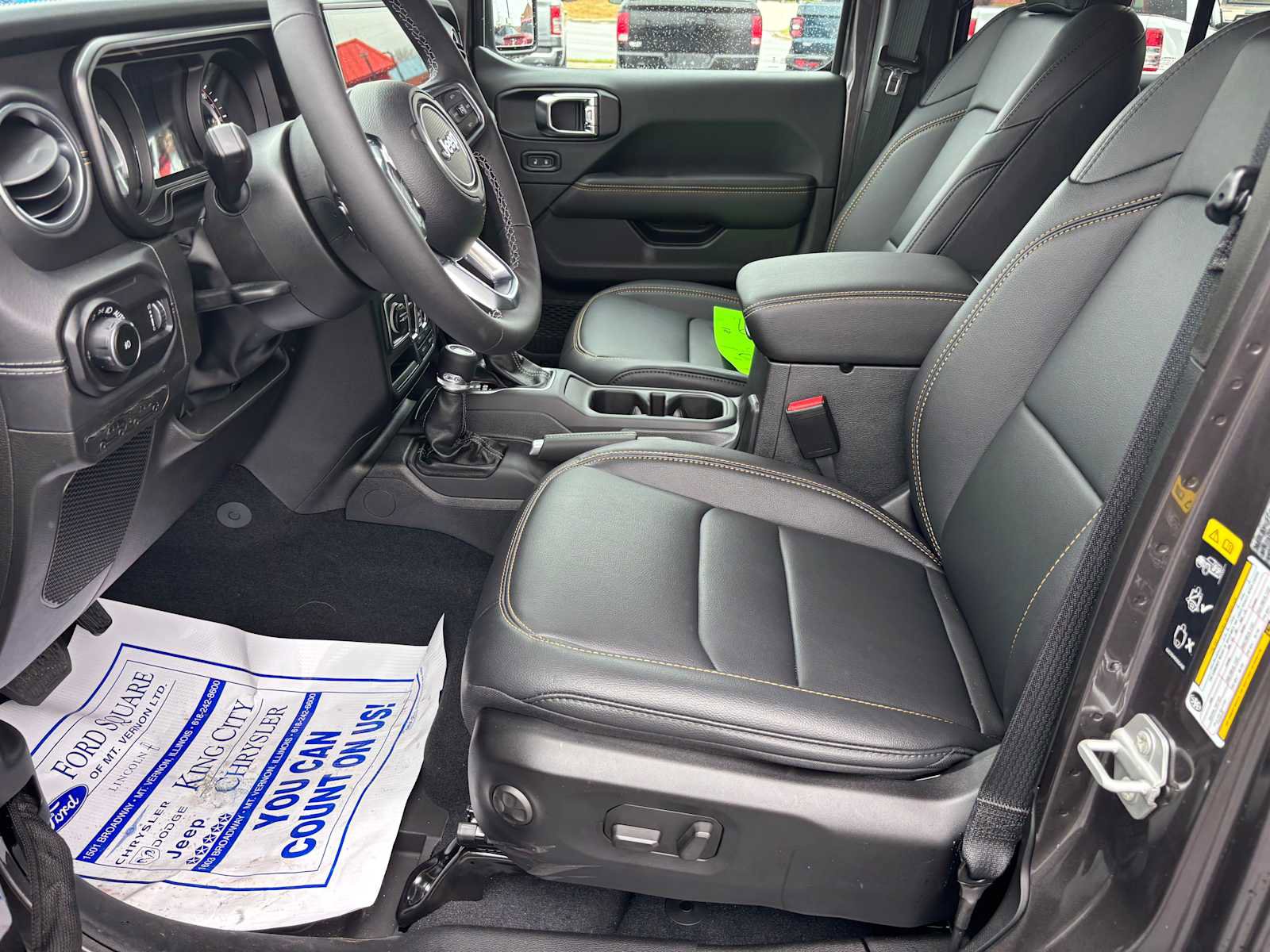 Used 2025 Jeep Wrangler Sahara image 20