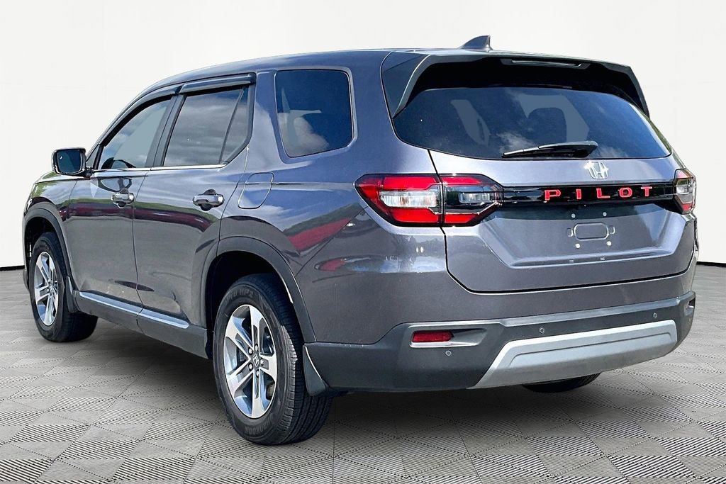 Used 2025 Honda Pilot EX-L image 5