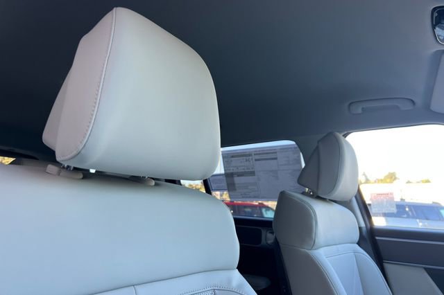 New 2026 Hyundai Santa Fe SEL image 18