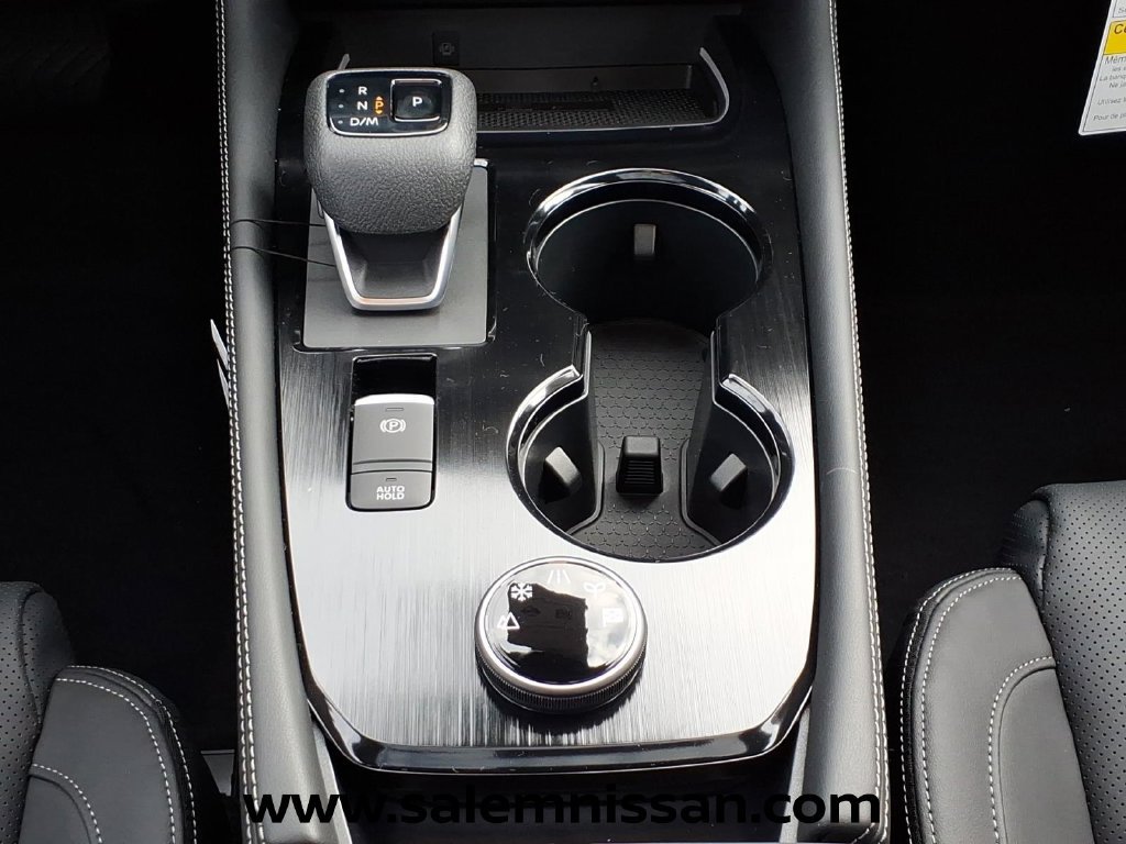 New 2026 Nissan Rogue Platinum AWD/4WD image 14