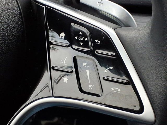 Used 2025 Mercedes-Benz GLS 450 4MATIC image 10