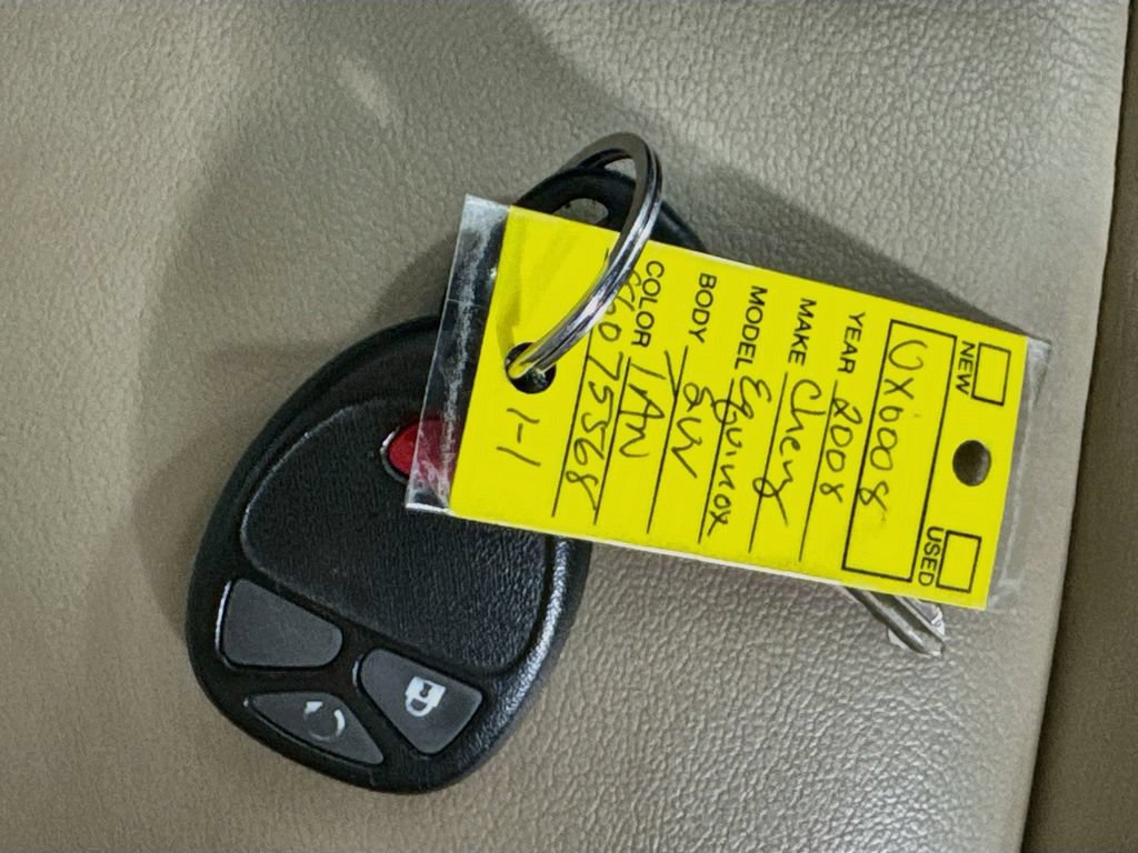 Used 2008 Chevrolet Equinox LT w/ LT Preferred Equipment Group FWD image 34
