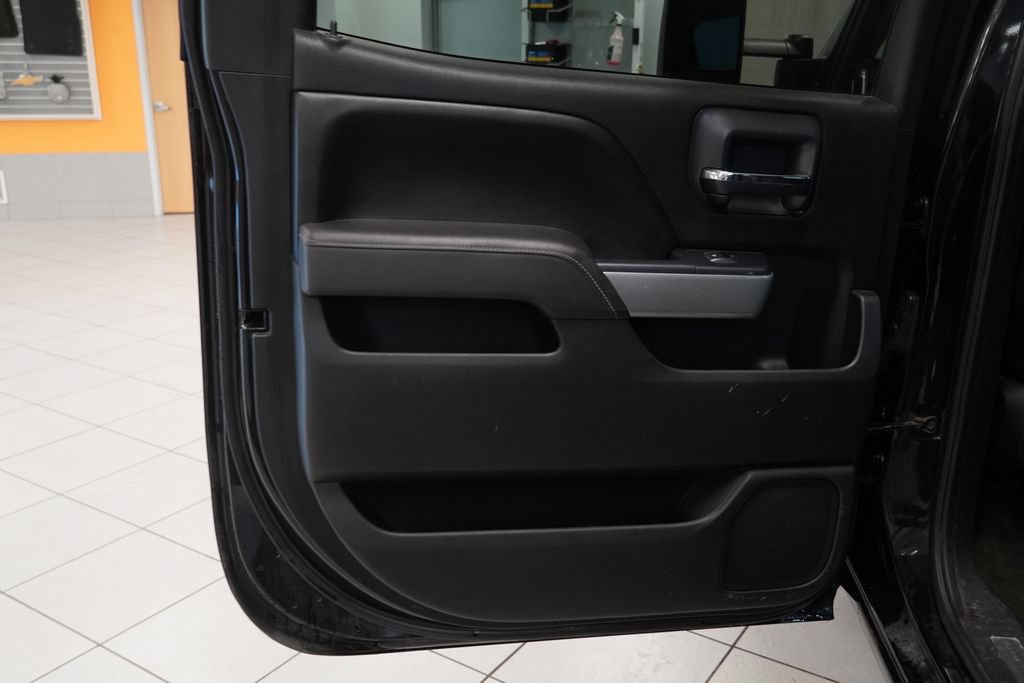 Used 2015 Chevrolet Silverado 2500 LTZ w/ Duramax Plus Package AWD/4WD image 19