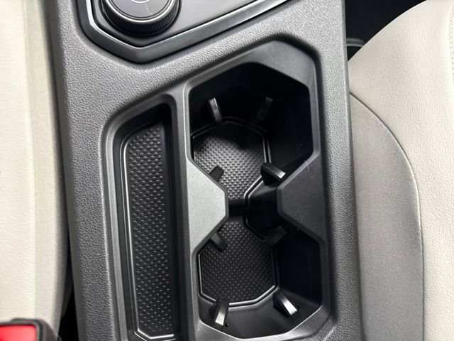 Used 2019 Volkswagen Tiguan SE image 45