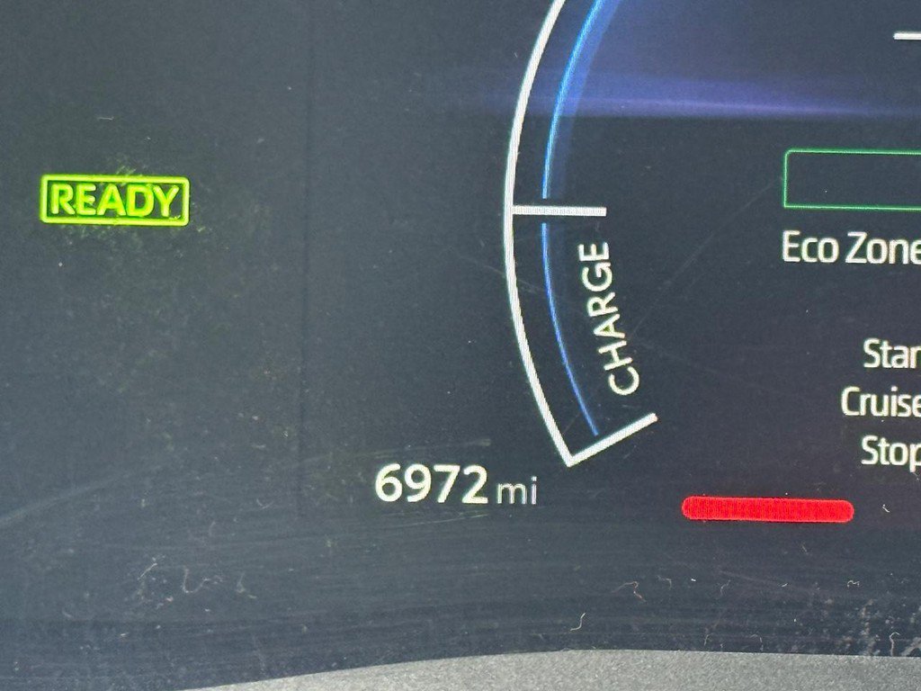 Certified 2025 Toyota Camry SE w/ Convenience Package image 20