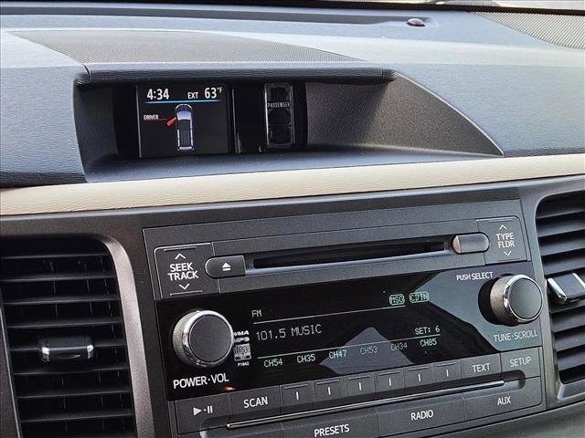Used 2013 Toyota Sienna LE FWD image 16