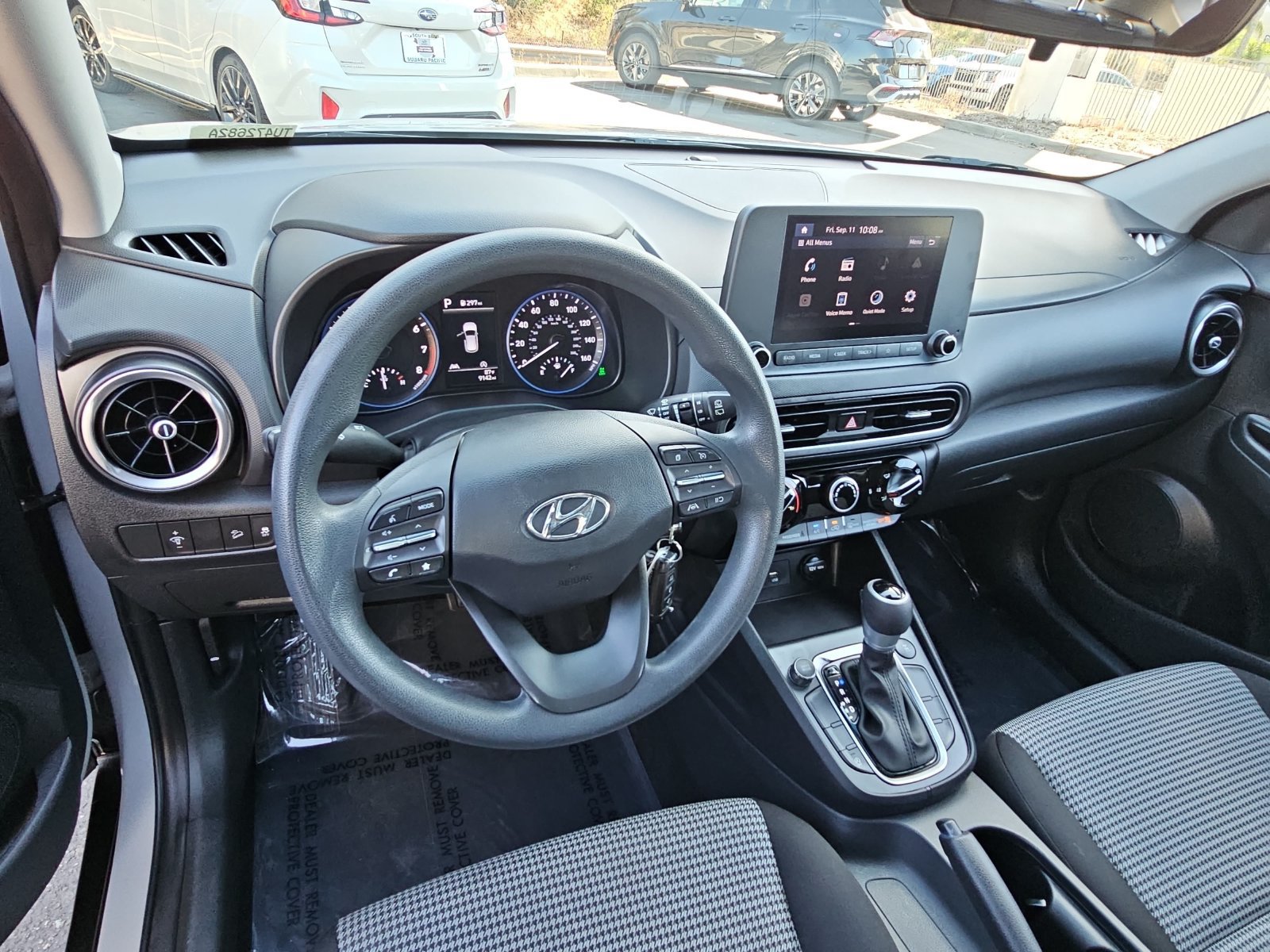 Used 2023 Hyundai Kona SE AWD/4WD image 15