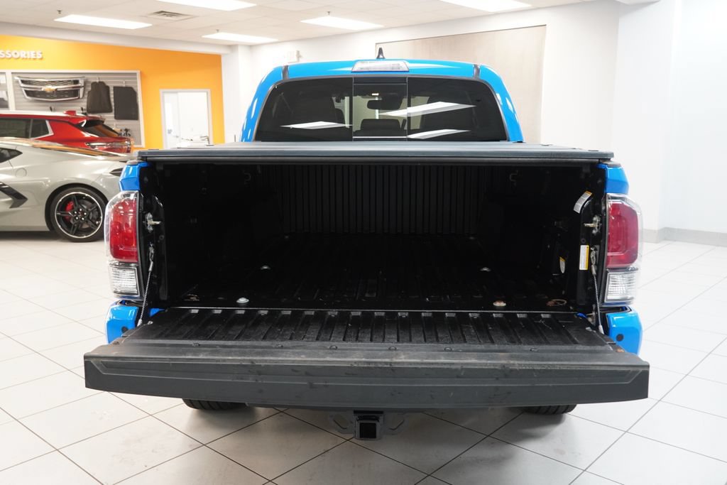 Used 2021 Toyota Tacoma Limited AWD/4WD image 10