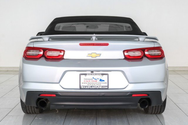 Used 2019 Chevrolet Camaro LT RWD image 7