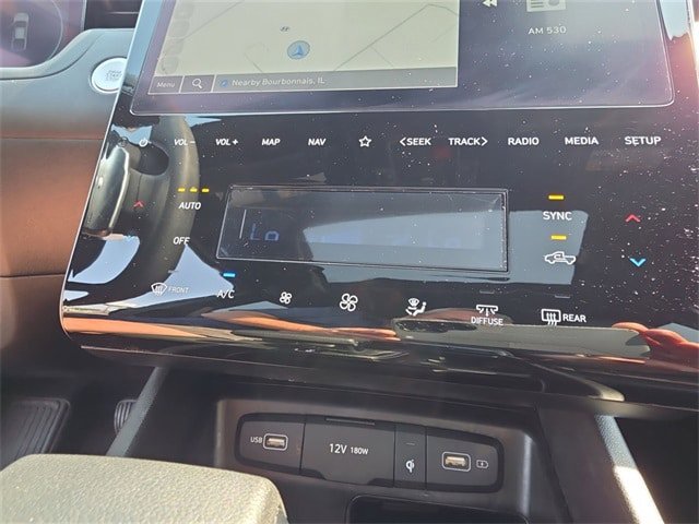 Used 2024 Hyundai Santa Cruz Night image 17