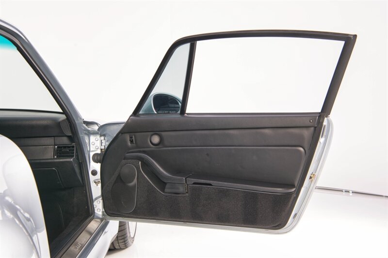 Used 1997 Porsche 911 Turbo AWD/4WD image 28