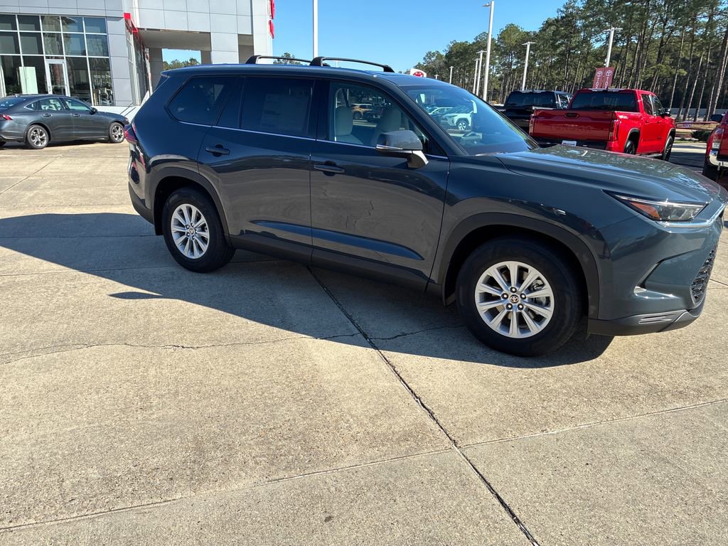 New 2026 Toyota Grand Highlander XLE image 9