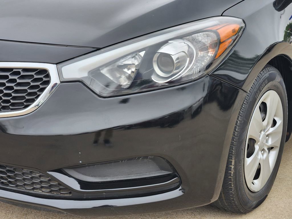 Used 2016 Kia Forte LX image 5