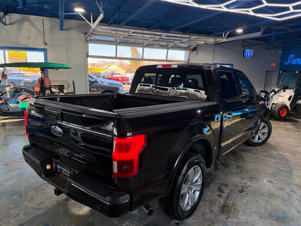 Used 2018 Ford F150 Platinum w/ Technology Package image 2