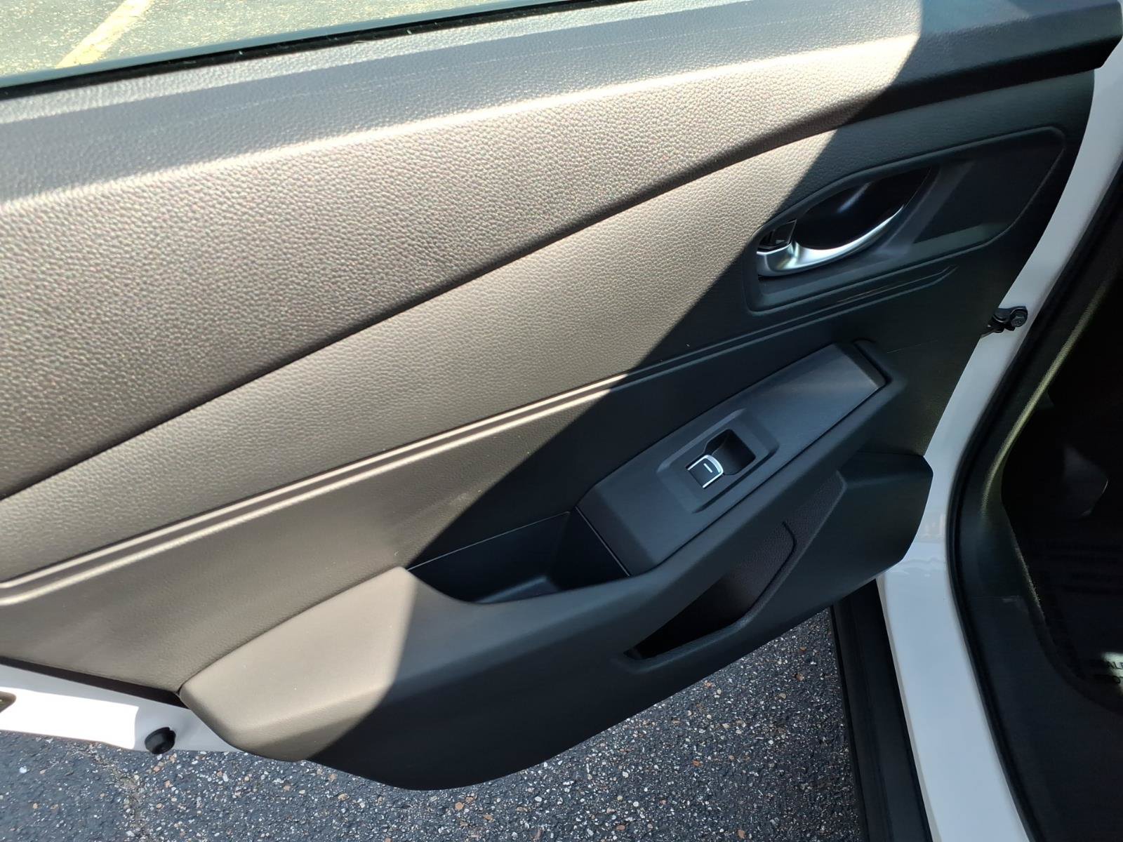Certified 2025 Honda Accord LX image 7