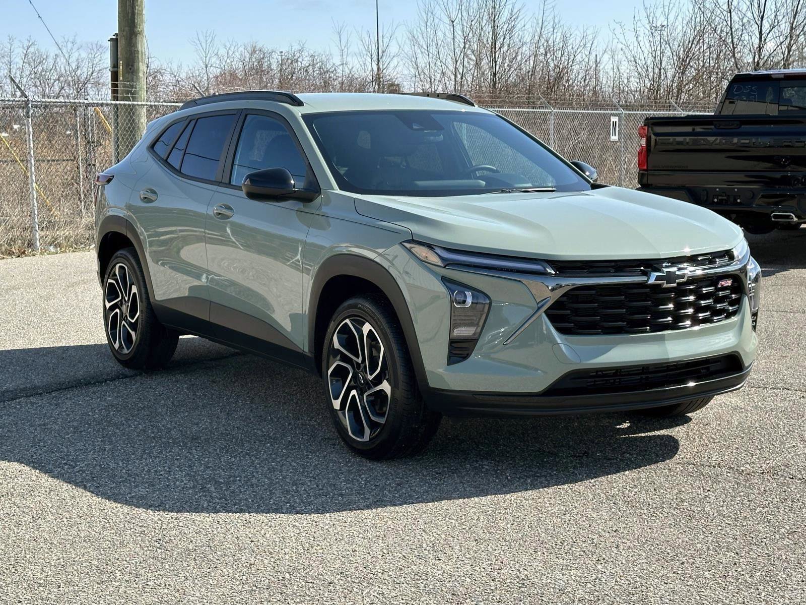 Certified 2024 Chevrolet Trax RS w/ Driver Confidence Package image 6