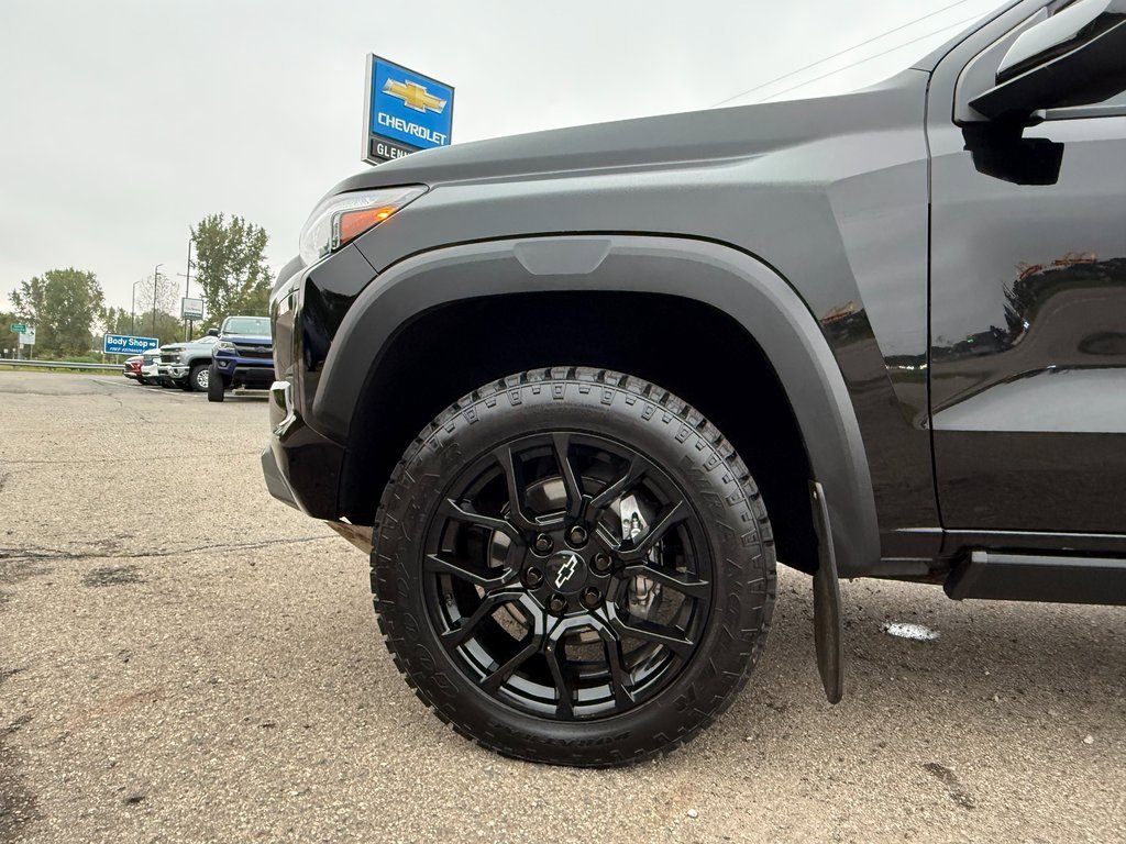Certified 2024 Chevrolet Colorado Z71 w/ Z71 Convenience Package 2 image 9