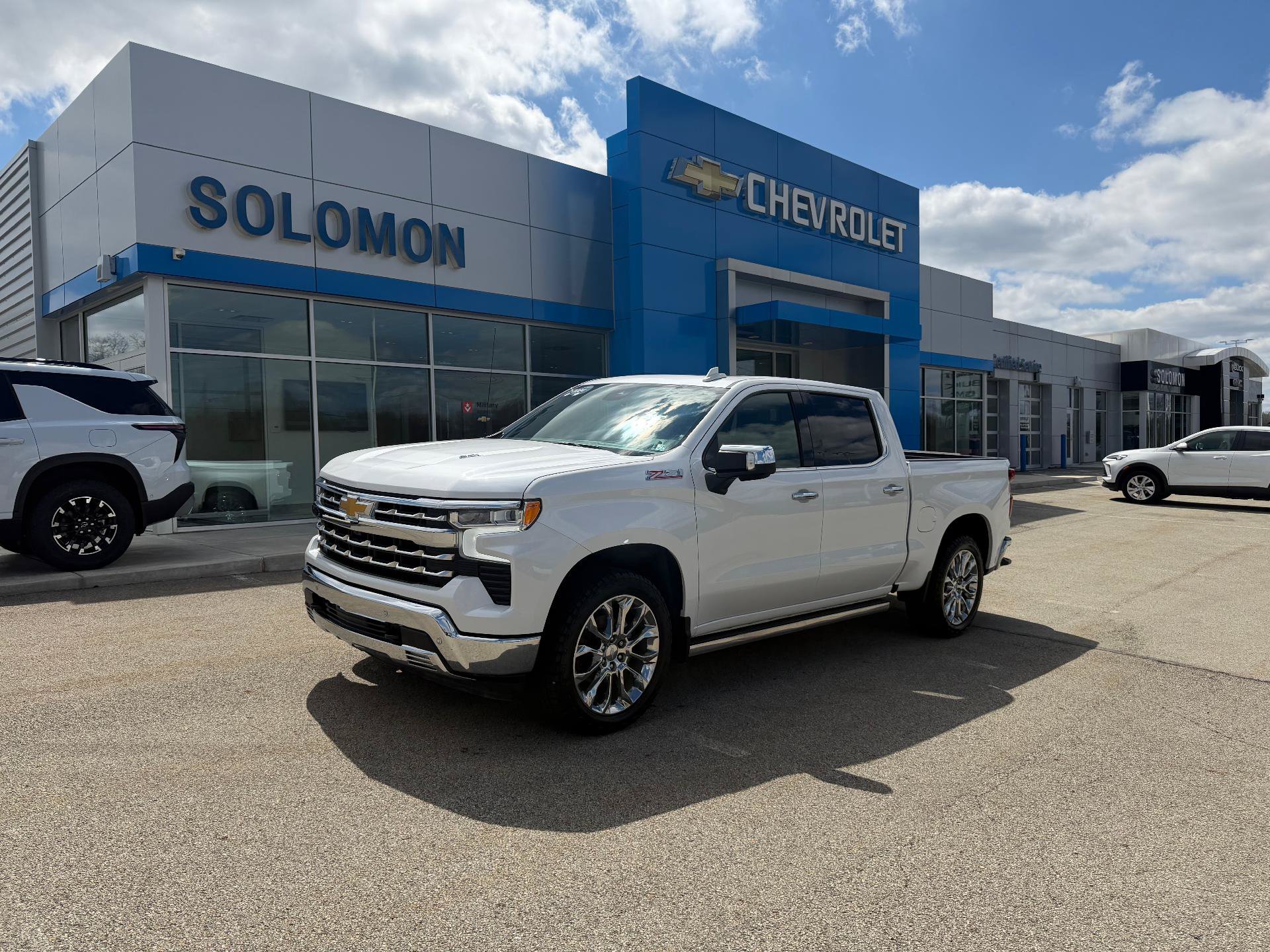 Certified 2024 Chevrolet Silverado 1500 LTZ w/ LTZ Convenience Package II AWD/4WD image 2