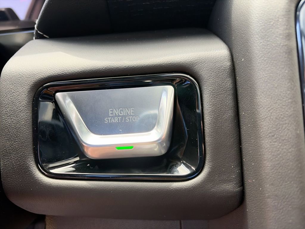 New 2026 GMC Yukon XL AT4 Ultimate AWD/4WD image 23