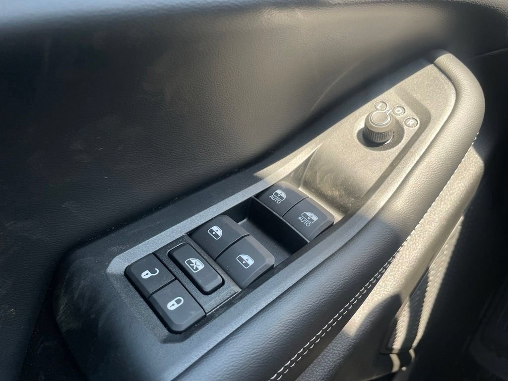 New 2026 Jeep Grand Cherokee Altitude AWD/4WD image 15