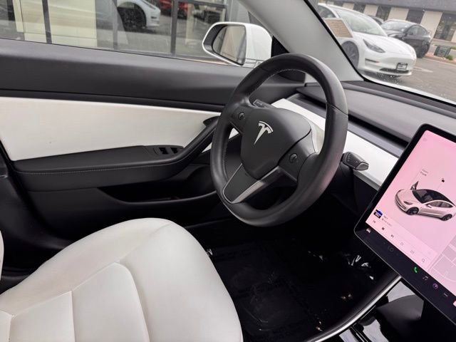 Used 2020 Tesla Model 3 Long Range image 25