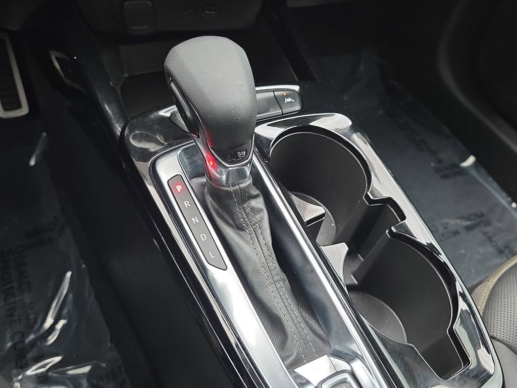 Used 2025 Chevrolet Trax ACTIV w/ Driver Confidence Package image 16