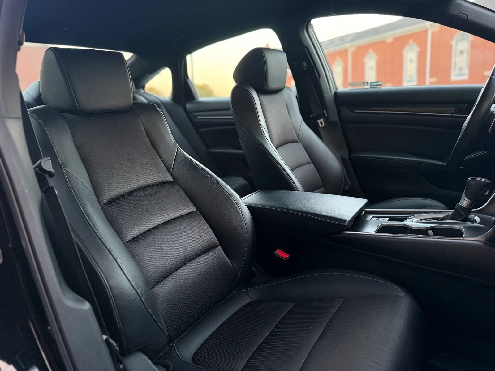 Used 2019 Honda Accord Sport image 18