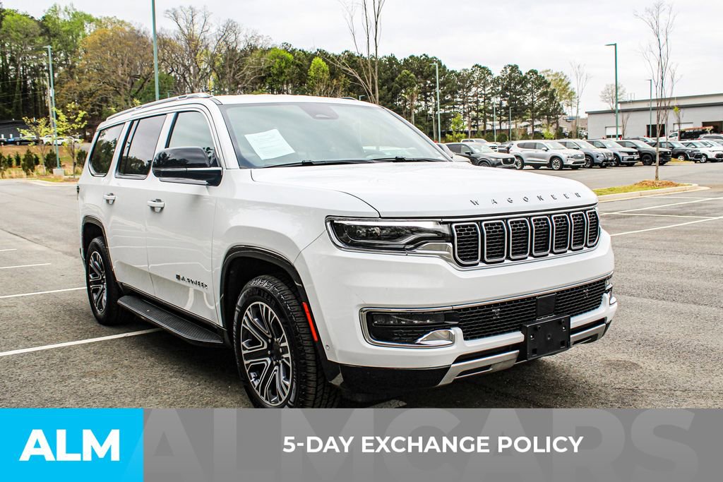 Used 2024 Jeep Wagoneer Series II w/ Flexible Seating Group image 4