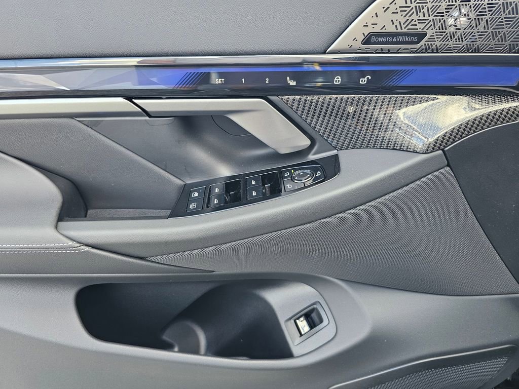 New 2026 BMW M5 w/ Carbon Package image 17