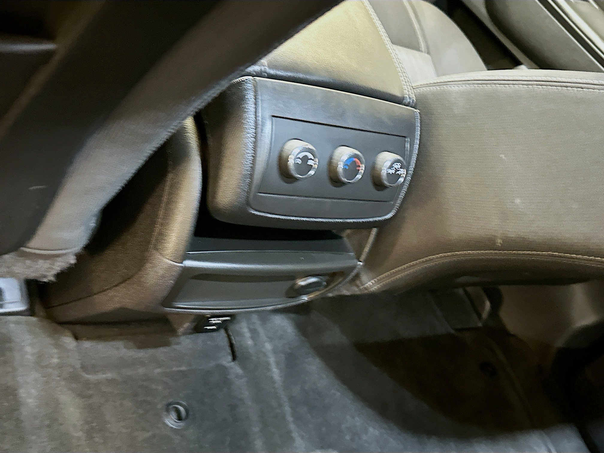 Used 2016 Chevrolet Traverse LT image 27