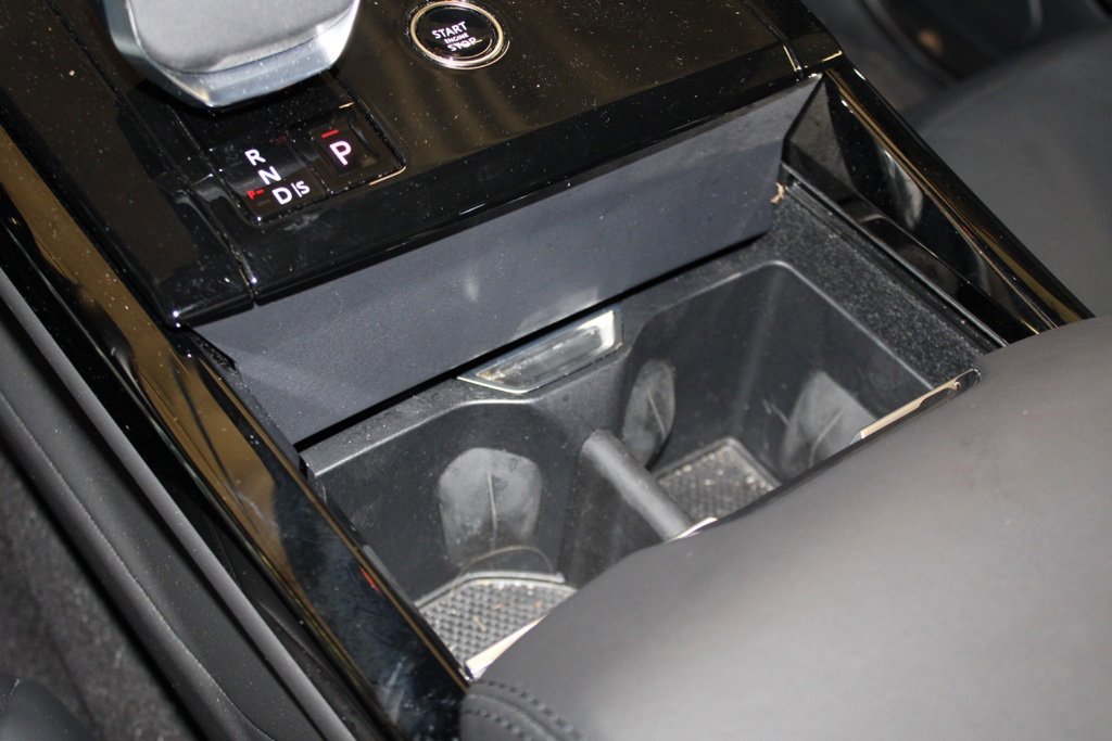 Used 2025 Land Rover Range Rover Sport Dynamic SE image 32