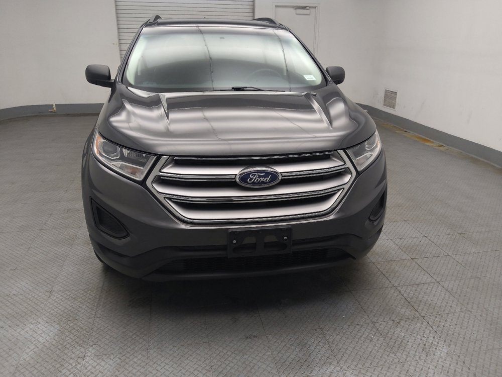 Used 2018 Ford Edge SE image 14