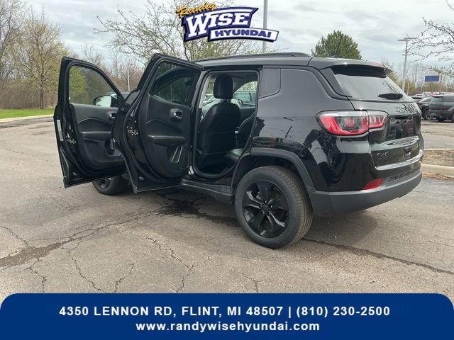 Used 2019 Jeep Compass Latitude AWD/4WD image 30