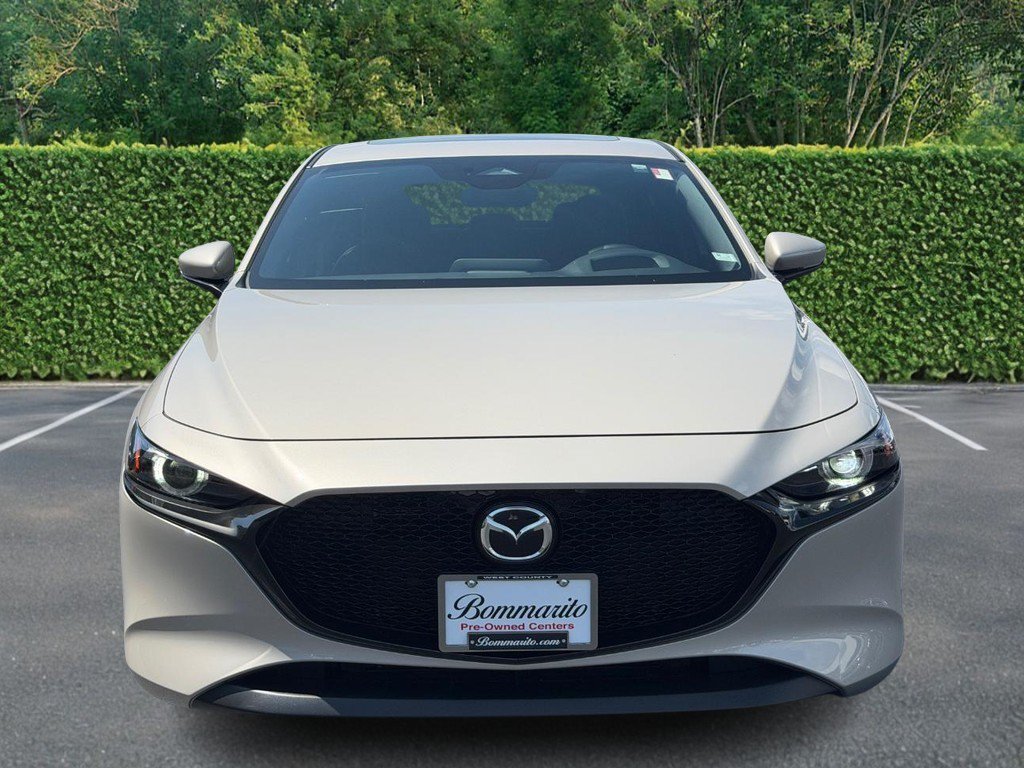 Used 2025 MAZDA MAZDA3 2.5 S Hatchback w/ Premium Pkg FWD image 9