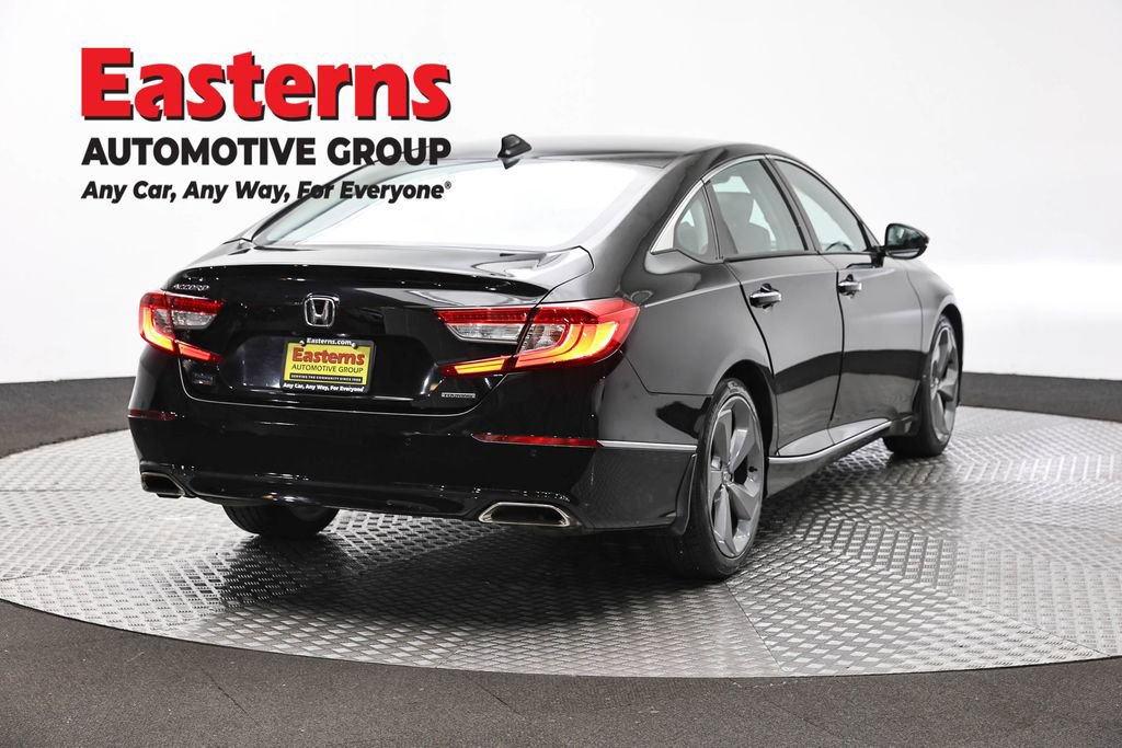 Used 2018 Honda Accord Touring image 5