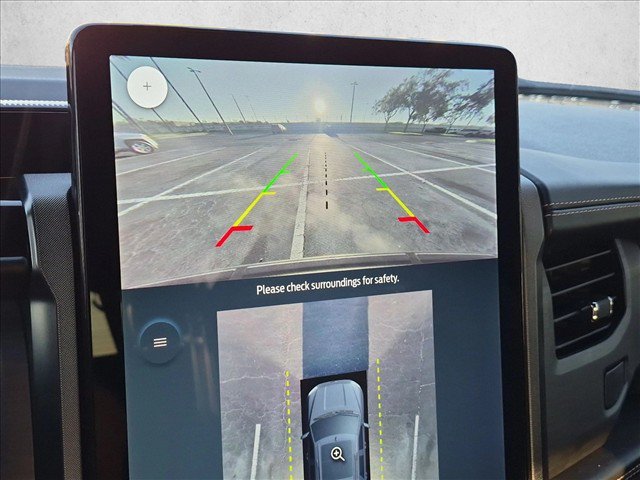 Used 2023 Ford Expedition Platinum RWD image 12